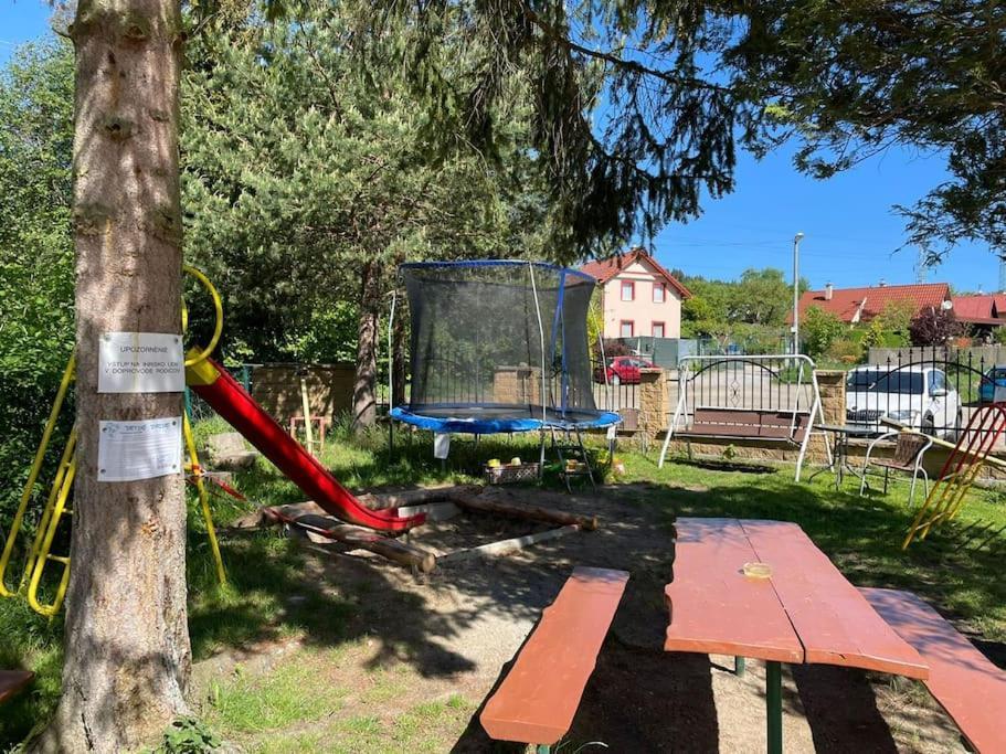 Apartman Katarina V Penzione Pod Smrekom マルティン エクステリア 写真